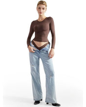 Load image into Gallery viewer, SUUKSESS Women Double Lined Fitted Basic Tee Shirts Crew Neck Long Sleeve Going Out Crop Tops (Mocha, M)