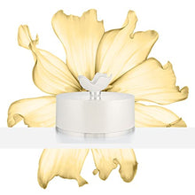 Load image into Gallery viewer, Oscar de la Renta Oscar Signature Collection, Dusting Powder for Women, 5.2 Oz.