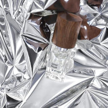 Load image into Gallery viewer, Nasomatto Silver Musk Extrait De Parfum, 1.0 Fl Oz