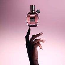 Load image into Gallery viewer, Viktor&Rolf - Flowerbomb Eau de Parfum - Women's Perfume - Floral & Woody - With Notes of Vanilla, Jasmine, & Rose - 1 Fl Oz