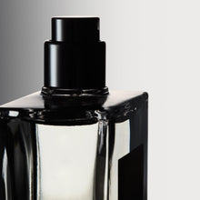 Load image into Gallery viewer, philosophy pure grace eau de parfum - crisp & clean women's perfume - with notes of water lily, leafy greens & musk - long lasting fragrance - 2 fl oz