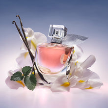 Load image into Gallery viewer, Lancôme La Vie Est Belle Eau de Parfum - Long Lasting Fragrance with Notes of Iris, Earthy Patchouli, Warm Vanilla & Spun Sugar - Floral & Sweet Women's Perfume, 1.7 Fl Oz