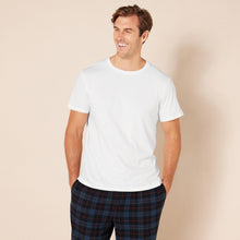 Load image into Gallery viewer, Amazon Essentials Men's Crew Neck T-Shirts, Pack of 6, Versatile Basics, X-Small, White