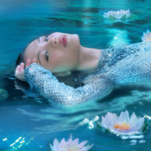 Load image into Gallery viewer, Charlotte Tilbury Calm Bliss Eau De Parfum - Pheromone Enhancing Floral Perfume Enriched with Naturally-Derived Oils - Long-Lasting Scent with Notes of Neroli Oil, Watery Accord & Lavandin Oil (100ml)