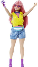 Load image into Gallery viewer, Barbie It Takes Two Camping Playset with Daisy Doll (Curvy with Pink Hair, 11.5 in), Pet Puppy, Kayak & Camping Accessories, Gift for 3 to 7 Year Olds