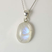 Load image into Gallery viewer, Women's 925 Sterling Silver Natural Moonstone Oval June Birthstone Pendant 18+2 inches Chain - Adularescence Effect