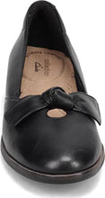 Load image into Gallery viewer, Clarks Trish Wave Black Leather 7.5 B (M)