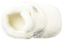 Load image into Gallery viewer, UGG Baby Bixbee Ankle Boot, Vanilla, 04/05 M US Infant