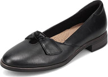 Load image into Gallery viewer, Clarks Trish Wave Black Leather 7.5 B (M)