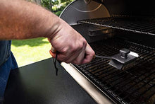 Load image into Gallery viewer, Traeger Pellet Grills BAC537 BBQ Cleaning Brush Accessory