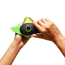 Load image into Gallery viewer, OXO Good Grips 3-in-1 Avocado Slicer - Green
