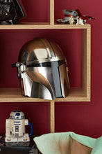 Load image into Gallery viewer, STAR WARS The Black Series The Mandalorian Premium Electronic Helmet Roleplay Collectible, Toys for Kids Ages 14 and Up