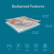 Load image into Gallery viewer, Bedsure 3-Piece Bohemia Paisley Pattern Queen Size Bedspread(90x96 inches), Lightweight Coverlet Quilt for Spring and Summer,1 Quilt and 2 Pillow Shams