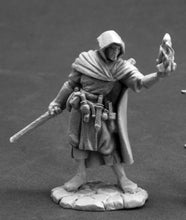 Load image into Gallery viewer, Ellus Mann, Wizard Dark Heaven Legends Miniature