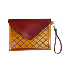 Load image into Gallery viewer, Realeather Veg-Tan Double Shoulder Leather, Natural