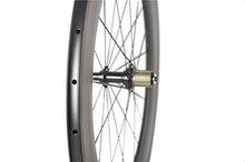 Load image into Gallery viewer, Queen Bike 88mm Carbon Wheels 700c Wheelset Matte Finish Bike Carbon Wheels Clincher