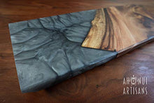 Load image into Gallery viewer, Deep Pour Epoxy Resin Kit Liquid Glass Casting Resin 2-4 inch 3 GL, Food Grade Safe, No Odor, Zero VOC’s,Self Levelling Epoxy Kit, Wood Filler, River Tables, 2 Part Epoxy Resin 2:1