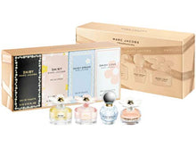 Load image into Gallery viewer, Marc Jacobs Daisy 4-Piece Mini Gift Set (Daisy, Daisy Eau so Fresh, Daisy Dream, Daisy Love)