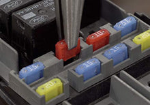 Load image into Gallery viewer, Lisle Plastic Clip Removal Pliers