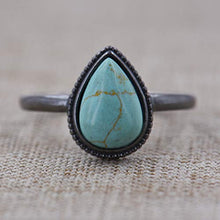 Load image into Gallery viewer, DELLA MODA Teardrop Moonstone Ring | Hypoallergenic .925 Sterling Silver | Size 8