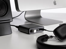 Load image into Gallery viewer, Audioengine D1 24-Bit DAC, Premium Desktop Digital to Analogue Converter & Headphone Amplifier