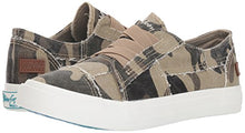 Load image into Gallery viewer, Blowfish Malibu Women's Marley Sneaker, Natural camo, 8 Medium US