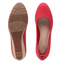 Load image into Gallery viewer, Clarks womens Mallory Luna Closed Wedge Platform, Red Textile, 7 US