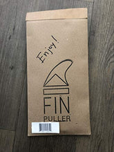 Load image into Gallery viewer, FINPULLER - Surfboard Fin Removal and Installation Tool