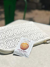 Load image into Gallery viewer, Justin's Vanilla Almond Butter Squeeze Packs, Gluten-free, Responsibly Sourced, Pack of 10 (1.15oz each)