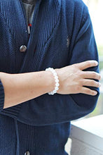 Load image into Gallery viewer, Natural Moonstone Bracelet 7 inch Stretchy Gemstone Bracelet Chakra Gems Stones Healing Crystals Birthday Gift (Unisex) GB10-A37