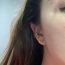 Load image into Gallery viewer, BESTEEL Adjustable Ear Cuff Earrings for Women Chunky Ear Cuff Non-Piercing Pearl Ear Cuff Clip On Cartilage Helix Wrap Ear Jewelry Set