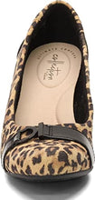 Load image into Gallery viewer, Clarks Women's Flores Poppy Pump, Tan Leopard Suede, 6 M US