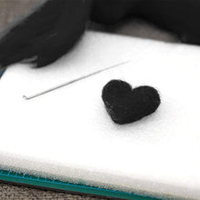 Load image into Gallery viewer, Wool Roving Bulk - 8.82oz Super Wool Chunky Yarn, Wool Roving Top for Needle Felting, Soft Felting Wool Supplies for Hand Spinning, Felting, Blending, Weaving and DIY Craft