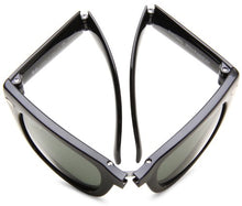 Load image into Gallery viewer, Ray-Ban RB4105 Folding Wayfarer Sunglasses, Matte Black/Green, 50 mm