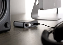 Load image into Gallery viewer, Audioengine D1 24-Bit DAC, Premium Desktop Digital to Analogue Converter & Headphone Amplifier