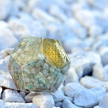 Load image into Gallery viewer, Orgonite Crystal – Chakra Healing Energy Generator Emf Protection – Green Aventurine Orgonite Dodecahedron Crystal for – Healing Heart Infant Physical Growth Meditation Tool