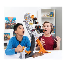 Load image into Gallery viewer, Monster Jam, Official Max-D Break Free Playset with Exclusive 1:64 Scale Max-D Die-Cast Monster Truck