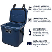 Load image into Gallery viewer, YETI Roadie 24 Cooler, Navy
