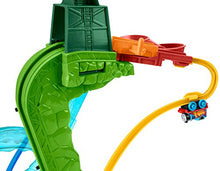 Load image into Gallery viewer, Fisher-Price Thomas & Friends MINIS, Motorized Raceway