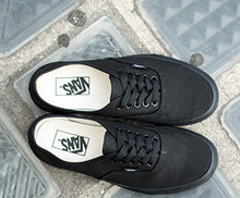 Load image into Gallery viewer, Vans Unisex Authentic Black/Black Canvas VN000EE3BKA Mens 11, Womens 12.5