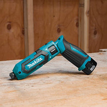 Load image into Gallery viewer, Makita TD022DSE 7.2V Lithium-Ion Cordless 1/4" Hex Impact Driver Kit