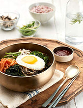 Load image into Gallery viewer, CJ Haechandle Gochujang, Hot Pepper Paste, 500g (Korean Spicy Red Chile Paste, 1.1 lb.)