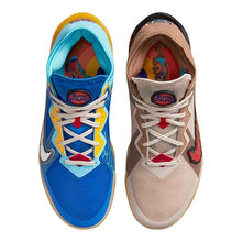 Load image into Gallery viewer, Nike Mens Lebron 18 Low CV7562 401 Wile E. Coyote vs Roadrunner - Size 9