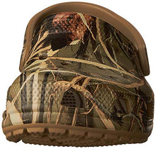 Load image into Gallery viewer, Crocs Classic Realtree Clog | Camo, Khaki, Men's 9, Women's 11 Medium