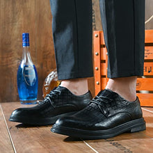 Load image into Gallery viewer, Men's Lace-up Casual Fashion Dress Shoes Classic Oxford Shoes Suitable for Business and Everyday 3197 Black EU44=US10.5