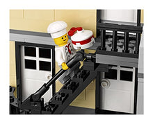 Load image into Gallery viewer, LEGO Creator Expert Assembly Square 10255 Building Kit (4002 Pieces)