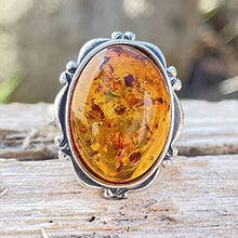Load image into Gallery viewer, Natural Baltic Honey Amber And Sterling Silver Ring. Vintage Oval Amber Ring (6.5)
