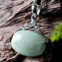 Load image into Gallery viewer, GAJSDJHN Jewelry Necklace Hand-Carved Lulutong Lucky Amulet Jewelry Silver Emerald Necklace Natural Jade Beads Pendant for Women Man