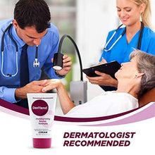 Load image into Gallery viewer, DerMend Moisturizing Arnica Montana Bruise Cream: Vitamin K Moisturizer Formula to Reduce the Appearance of Bruising - Restore, Rejuvenate & Repair Thin, Bruised Skin on Arms, Legs & Hands - 4.5 Oz