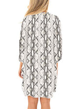 Load image into Gallery viewer, Women Floral Print Kimono Cover Up Sheer Chiffon Blouse Loose Long Cardigan Snake Print Medium